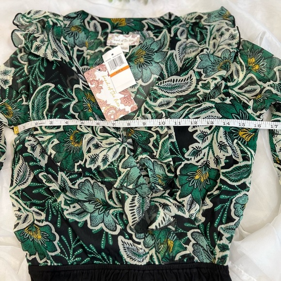 Band Of The Free THE BONNIE EMERALD FLORAL LONG SLEEVE BODYSUIT Size Small - Picture 8 of 10